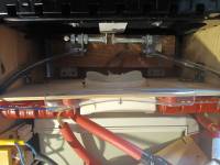 Transformátor uvnitř skříně s kondenzátory a jiskřištěm